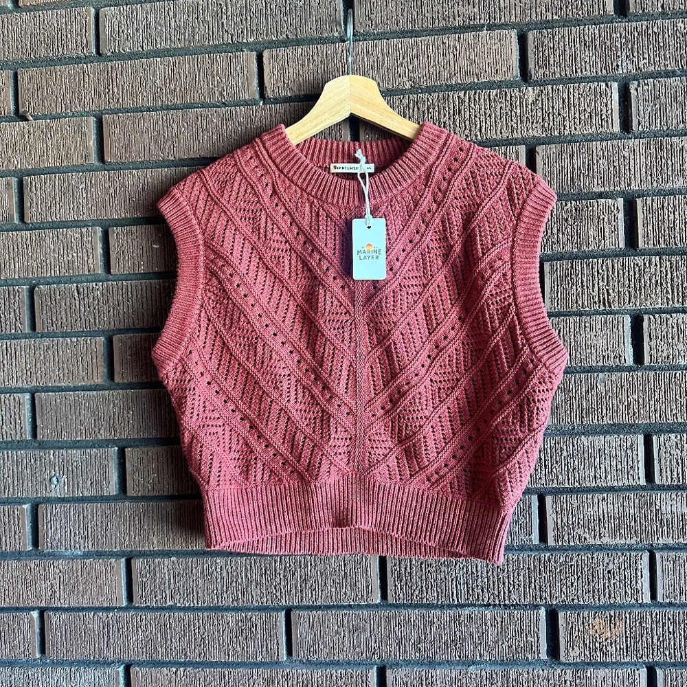 Cropped sweater vest